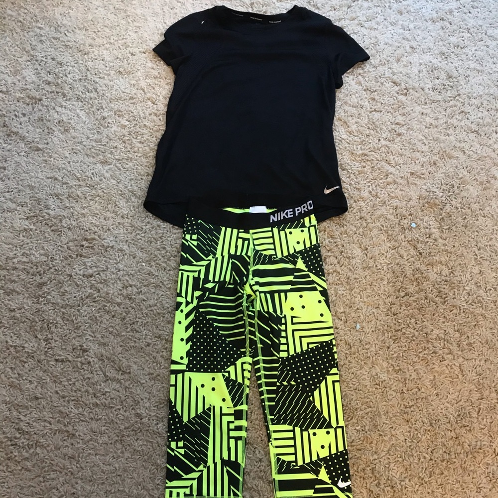 Nike Pro dry fit Capr length pants and black shirt